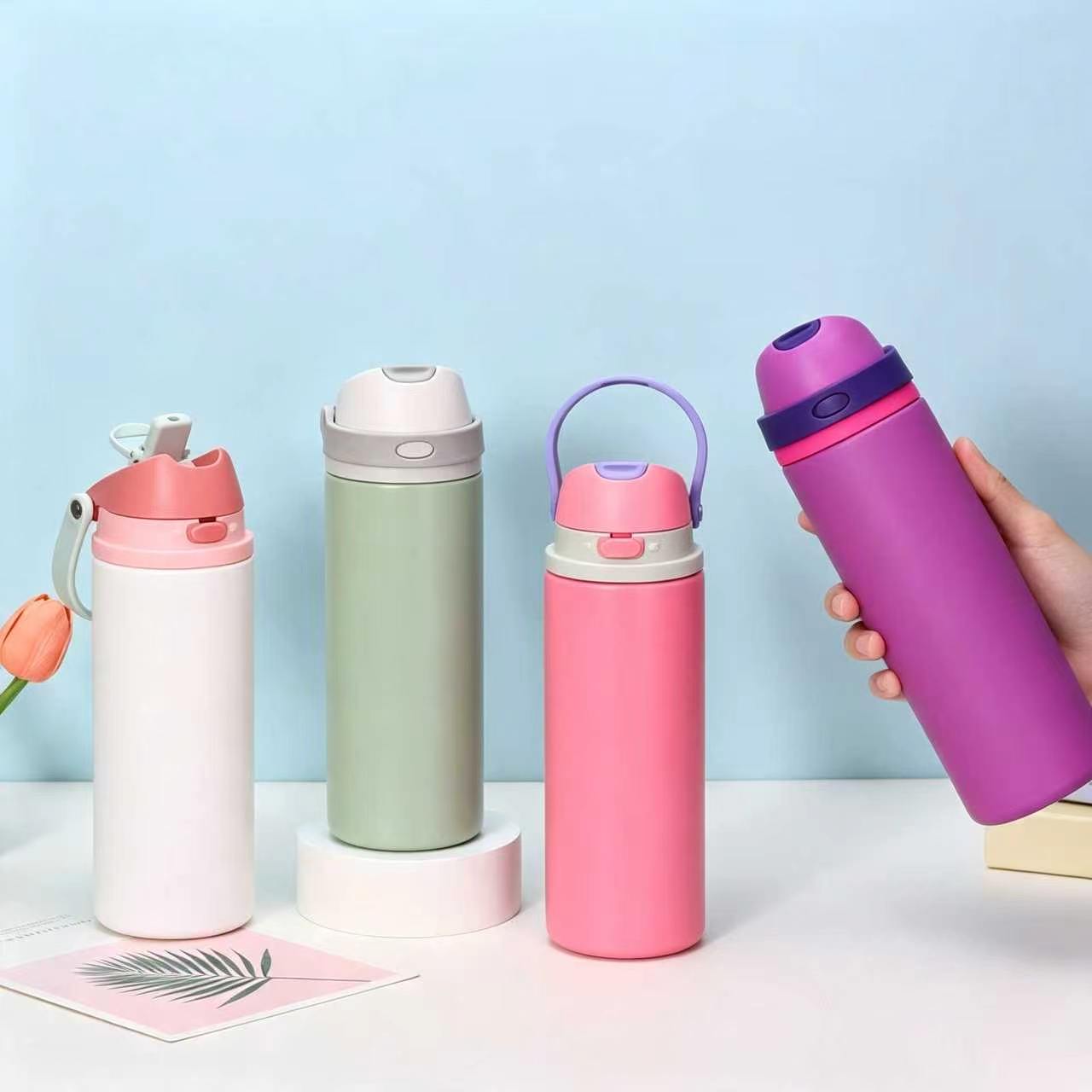 750ml Custom Logo Stainless Steel Vacuum Insulated Water Bottle, One Touch Flip Lid Leakproof Portable Thermos